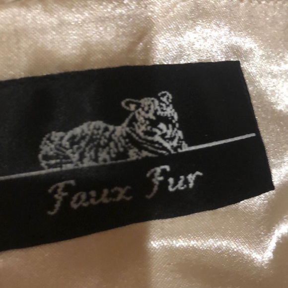 Rachel Zoe faux fur vest - Picture 4 of 10